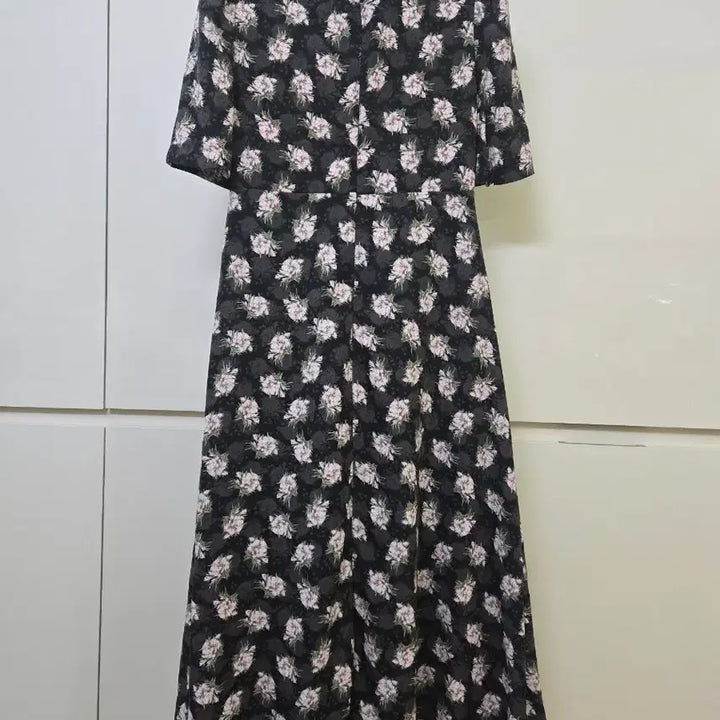 [BUNJANG] Black Floral Long Sleeve Dress / 블랙 플라워 롱 원피스 반팔 꽃무늬