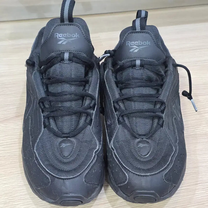 [SOLD OUT] REEBOK 올블랙 DMX  남성 운동화 275