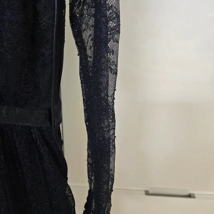 [BUNJANG] ZARA Black Lace Mini Dress / 자라 블랙 레이스 미니 원피스