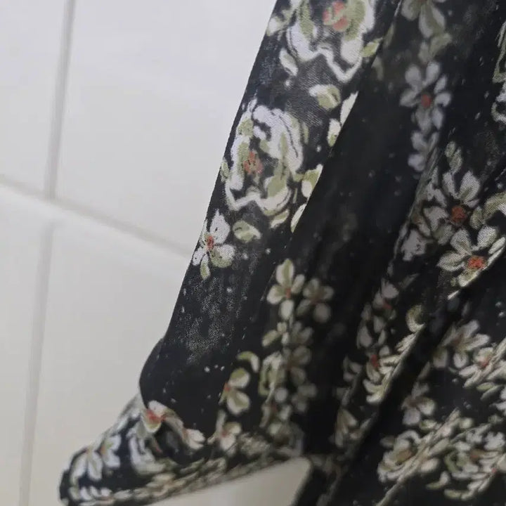 [BUNJANG] Black Floral Print Chiffon Long Dress / 검정 잔꽃무늬 롱 원피스 시폰