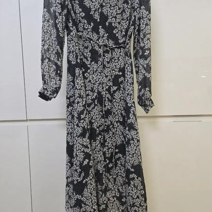[BUNJANG] Black Floral Print Chiffon Long Dress / 검정 잔꽃무늬 롱 원피스 시폰