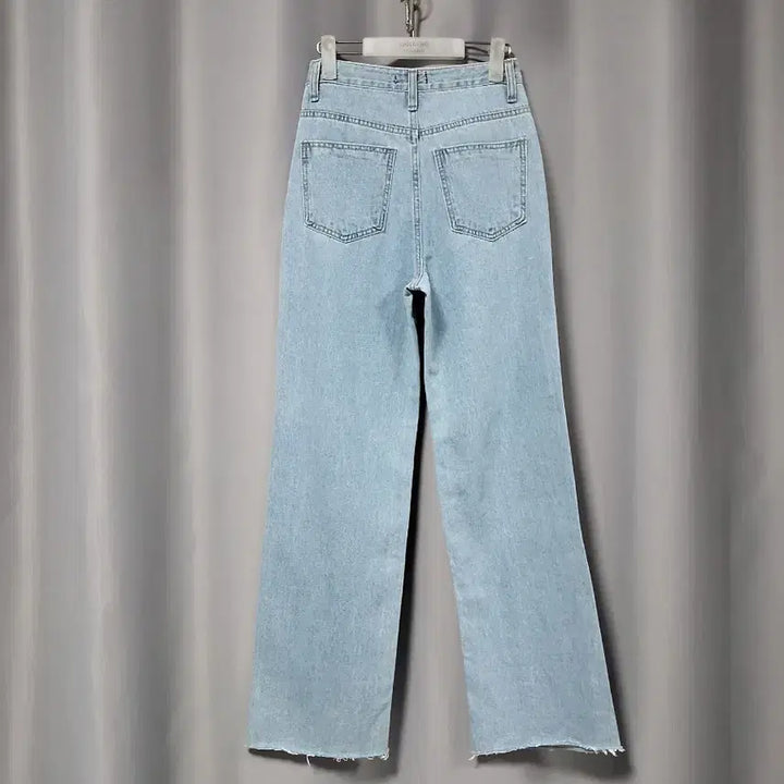 [SOLD OUT] 찢청 와이드 데님