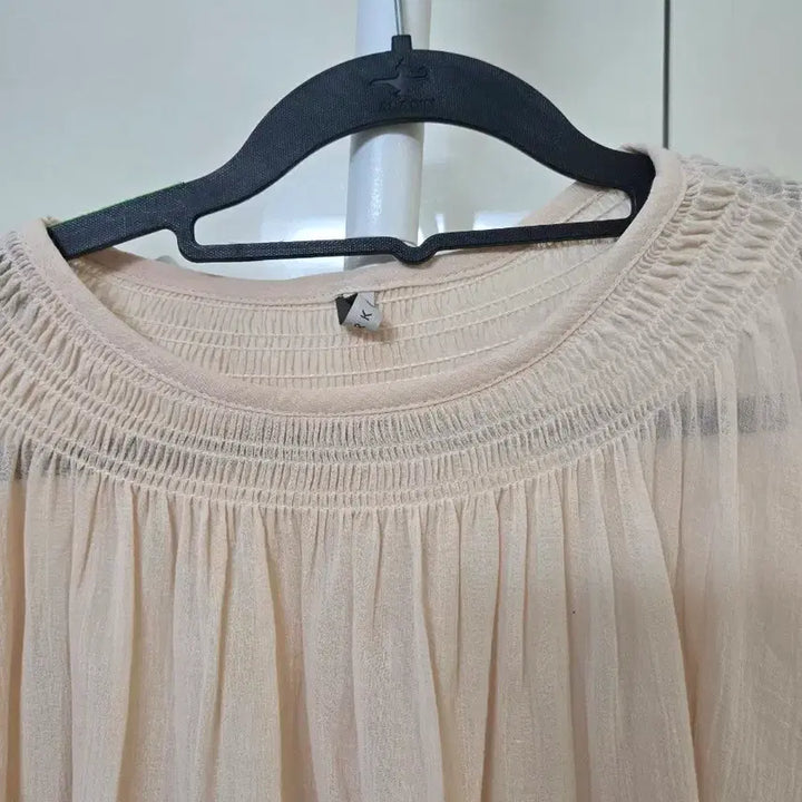 [BUNJANG] Pink Long Dress with Shirring Detail / crko핑크색 롱 원피스 셔링 디테일