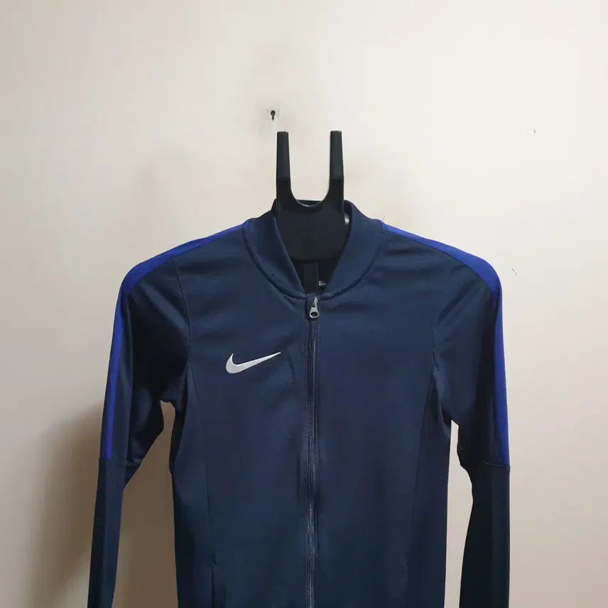 [BUNJANG] Nike Training Zip-up Jacket / 나이키집업트레이닝점퍼/90