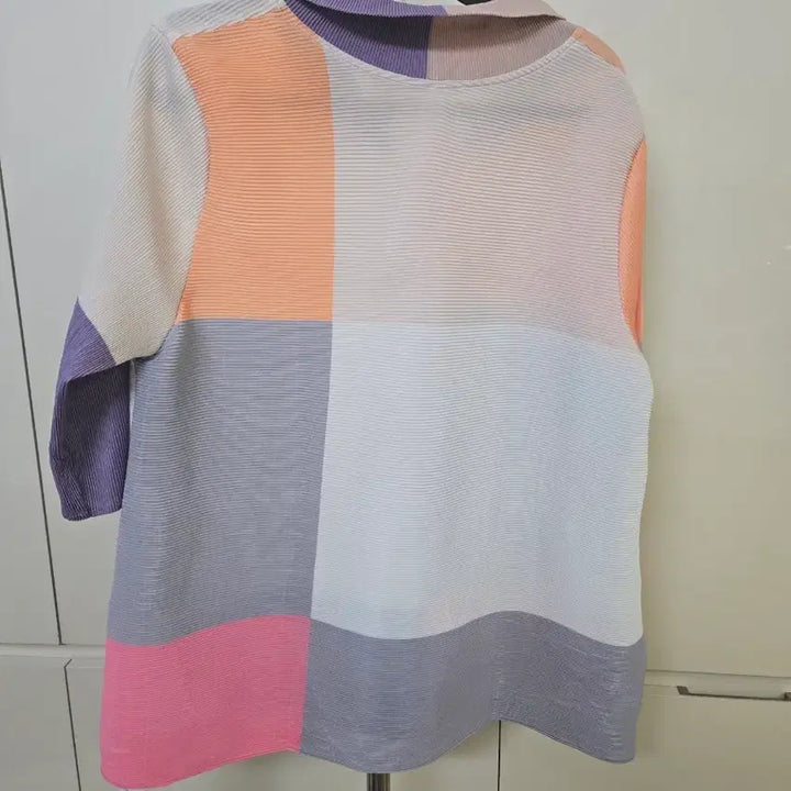 [SOLD OUT] 배색 플리츠 카라넥 셔츠 블라우스