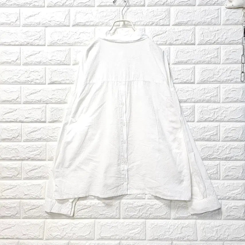 [SOLD OUT] 얇은 화이트 셔츠