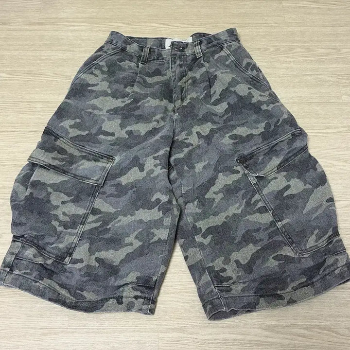 [BUNJANG] Urban Dress Camo Cargo Pants XS / 어반드레스 카모 카고 팬츠 xs