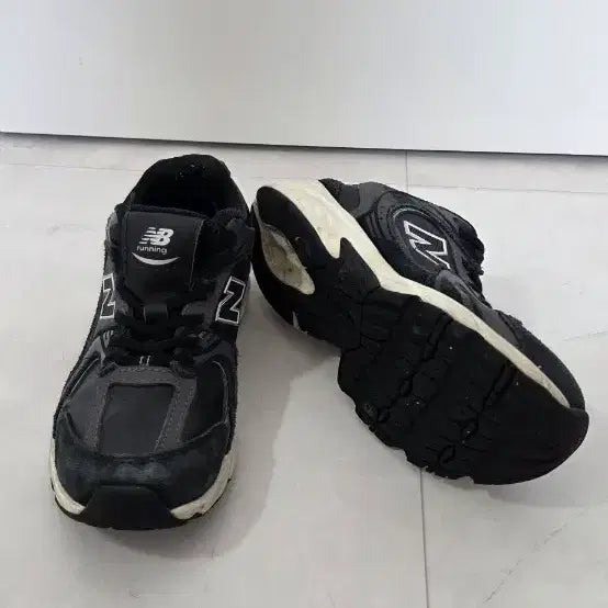 [BUNJANG] 뉴발란스 530 블랙 운동화 200 / 뉴발란스 530 블랙 운동화 200