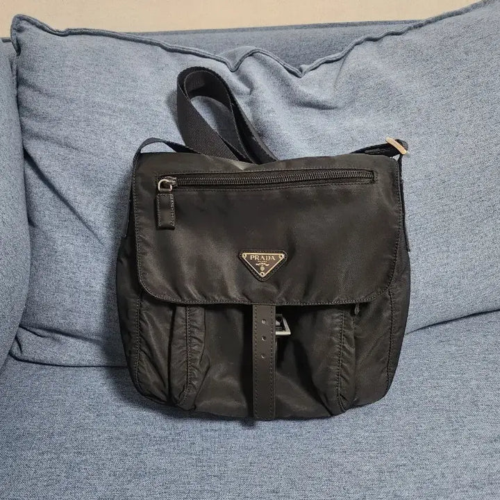 [BUNJANG] Prada Black Leather Shoulder Bag / 프라다 가방 판매합니다
