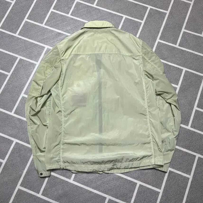 [SOLD OUT] CP컴퍼니 렌즈와펜로고 나일론 오버셔츠 자켓 바람막이