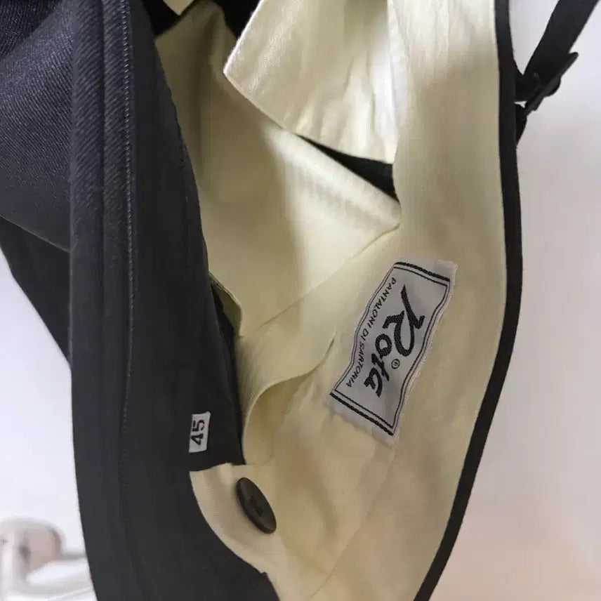 [SOLD OUT] 로타 차콜그레이 투턱 팬츠 45 사이즈 판매