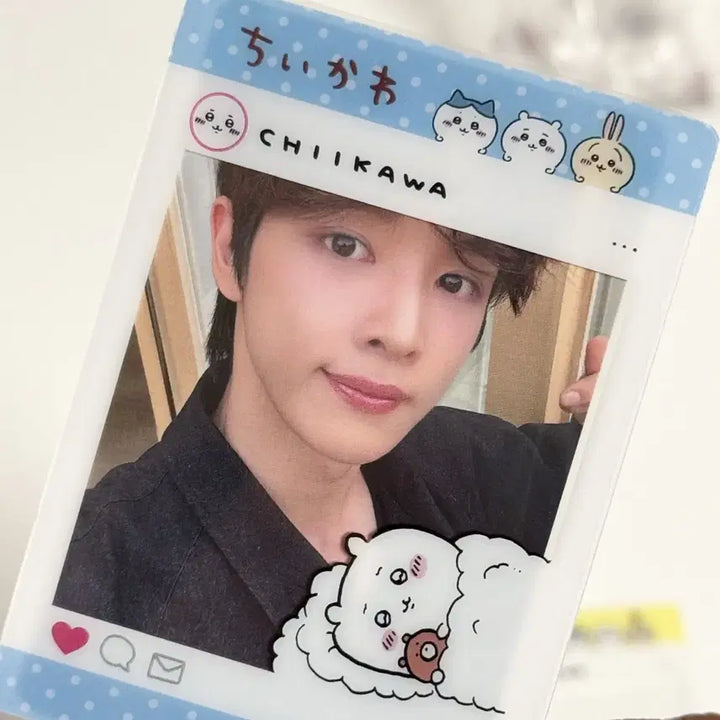 [BUNJANG] Chiikawa Clear Polar Frame Photocard + Pin Badge Set / 치이카와 투명 폴라 프레임 포카 + 핀뱃지