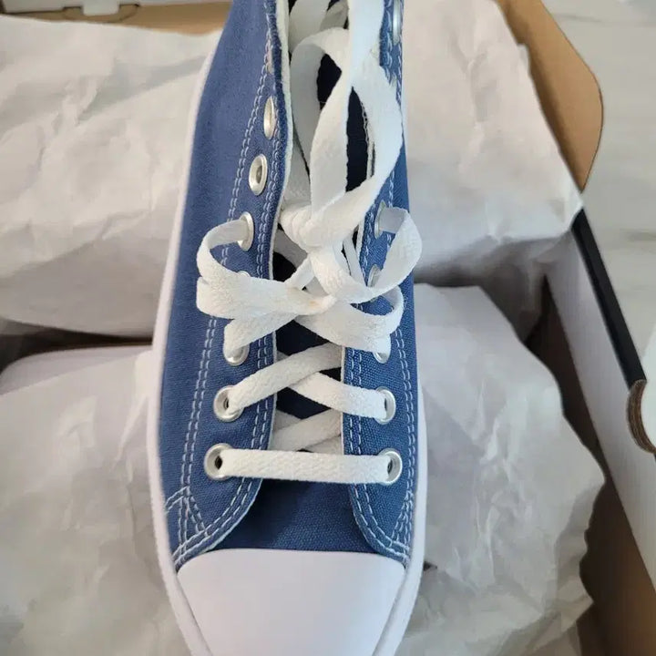 [SOLD OUT] 컨버스 240새것