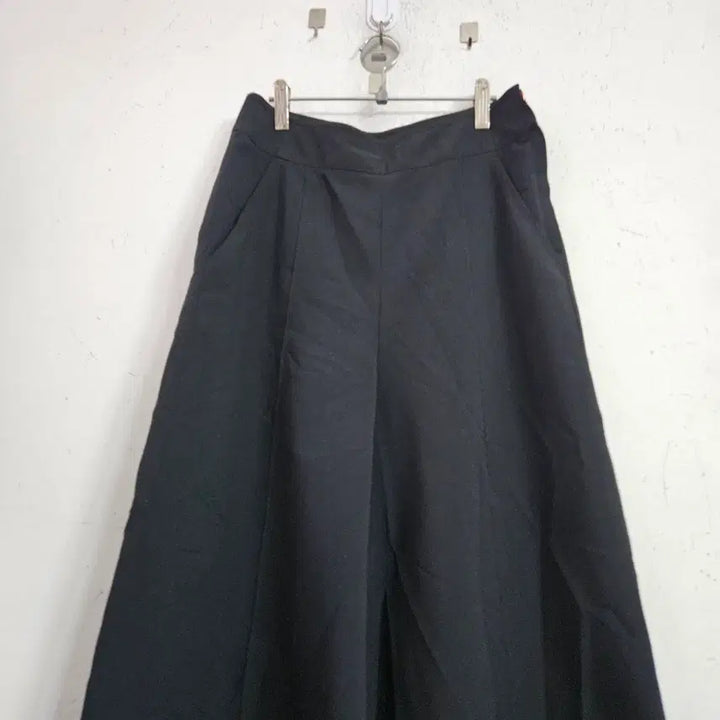 [BUNJANG] Black Wide Long Pants / 블랙 와이드 롱 팬츠27.
