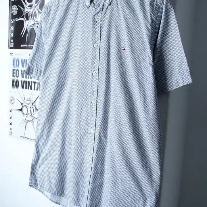 [BUNJANG] Tommy Hilfiger Short Sleeve Polo Shirt / (M-L) 타미힐피거 반팔 카라 티셔츠 셔츠 남방 패턴-183DC