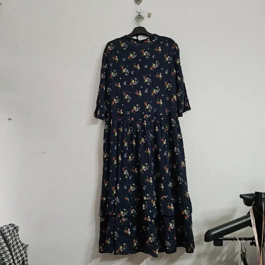 [BUNJANG] Thursday Island Floral Print Long Dress / 써스데이아일랜드 롱 원피스 꽃무늬 7부