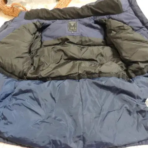[BUNJANG] Guess Down Padded Jacket 70% Down / 솜털 70% 게스 패딩 / 반품 55cm