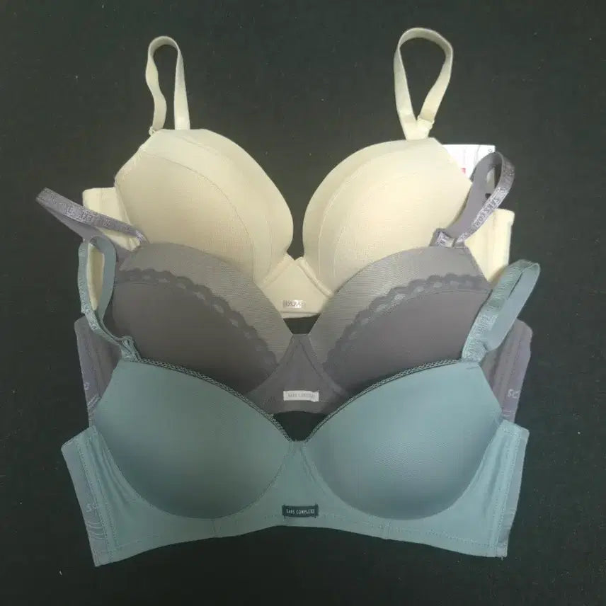 [BUNJANG] Victoria Studio Bra Set (85D) / [85D] 빅토리아 스튜디오 브라 3종 일괄 2만원
