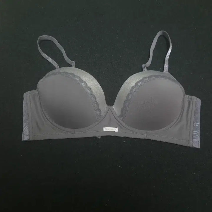 [BUNJANG] Victoria Studio Bra Set (85D) / [85D] 빅토리아 스튜디오 브라 3종 일괄 2만원