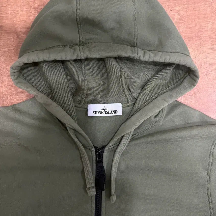 [BUNJANG] Stone Island Olive Green Jacket M / 스톤아일랜드 올리브 그린 M
