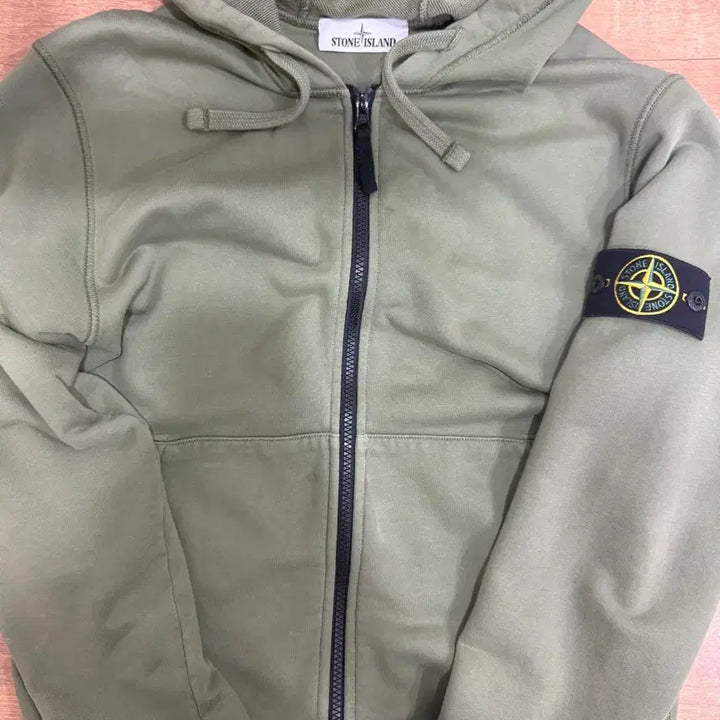 [BUNJANG] Stone Island Olive Green Jacket M / 스톤아일랜드 올리브 그린 M