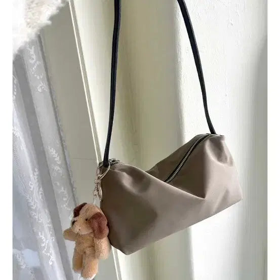 [BUNJANG] Nylon Shoulder Bag / 나일론 숄더백 팝니다