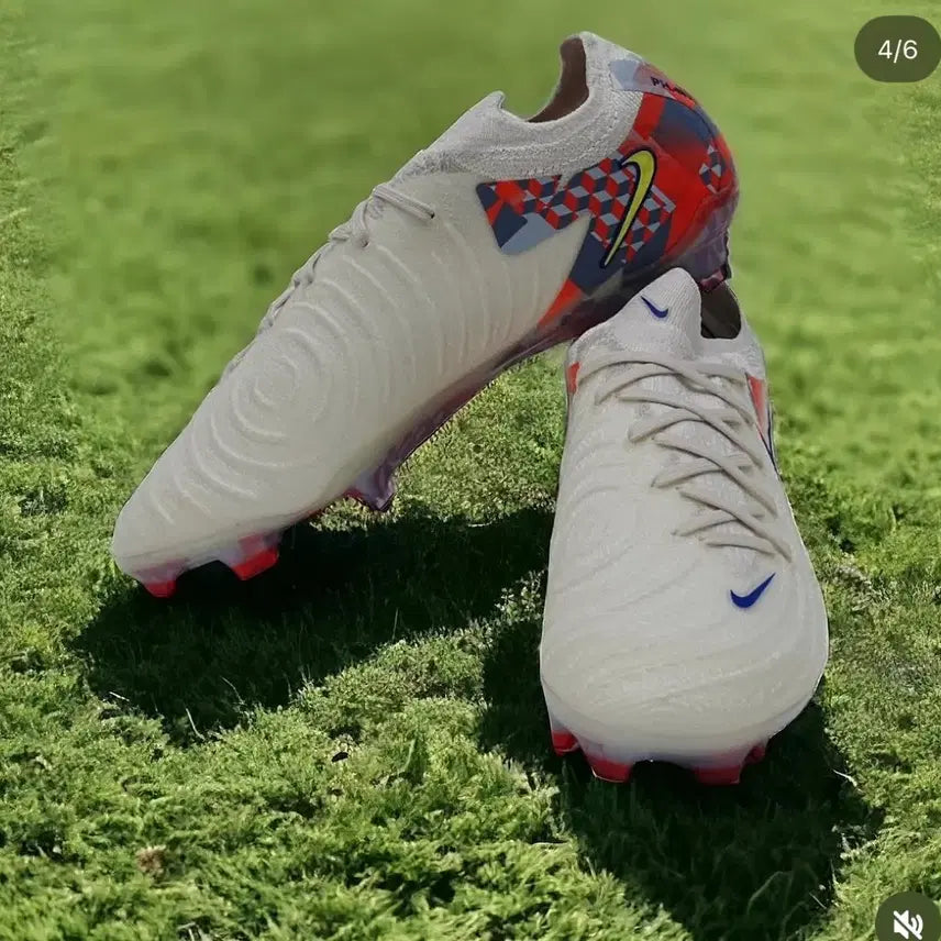[BUNJANG] Nike Phantom GT Luna 2 240 Soccer Cleats / 나이키 팬텀GT 루나2 240 헌정판