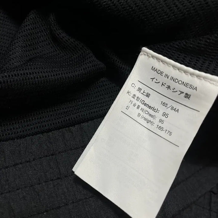 [SOLD OUT] 조던 점프맨 자수 로고 와펜 바람막이 자켓 [블랙] S/90