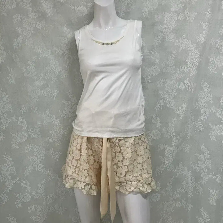[BUNJANG] Vintage White Pearl Cubic Lace Cami Top / 빈티지 화이트 진주 큐빅 레이스 나시 1102 모리걸 y2k 스트릿 갸루