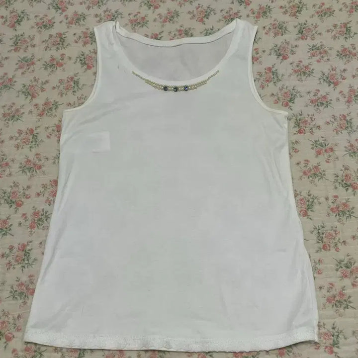 [BUNJANG] Vintage White Pearl Cubic Lace Cami Top / 빈티지 화이트 진주 큐빅 레이스 나시 1102 모리걸 y2k 스트릿 갸루