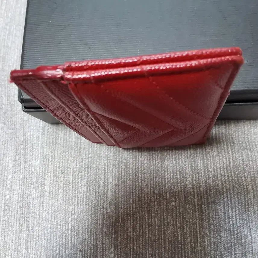 [BUNJANG] Saint Laurent Matelassé Card Wallet Red / 생로랑 마틀라세 카드지갑 레드