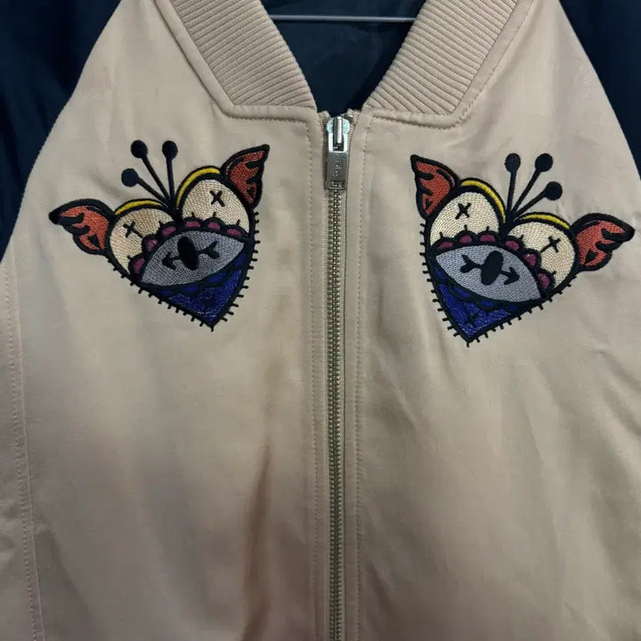 [BUNJANG] 2nd Floor Embroidered Souvenir Jacket / 2nd floor 세컨플로어 자수 스카잔