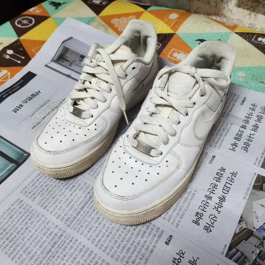 [SOLD OUT] 나이키 에어포스1 235사이즈