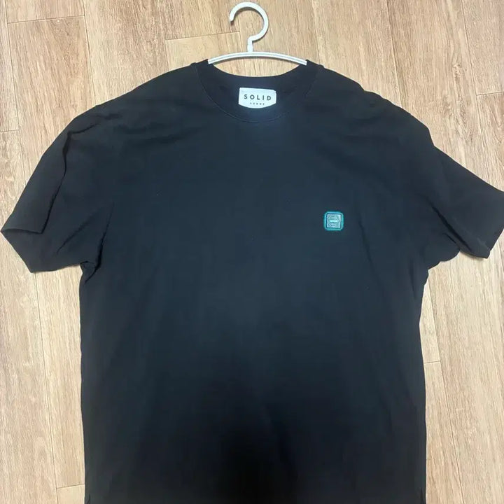 [SOLD OUT] 솔리드옴므 나비티 판매합니다