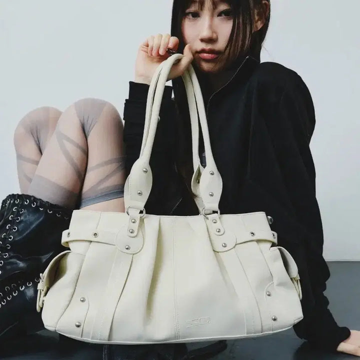 [BUNJANG] MORA Ivory Square Line Shoulder Bag / 스퀘어라인 MORA 모라_ Ivory 숄더백 가방 아이보리