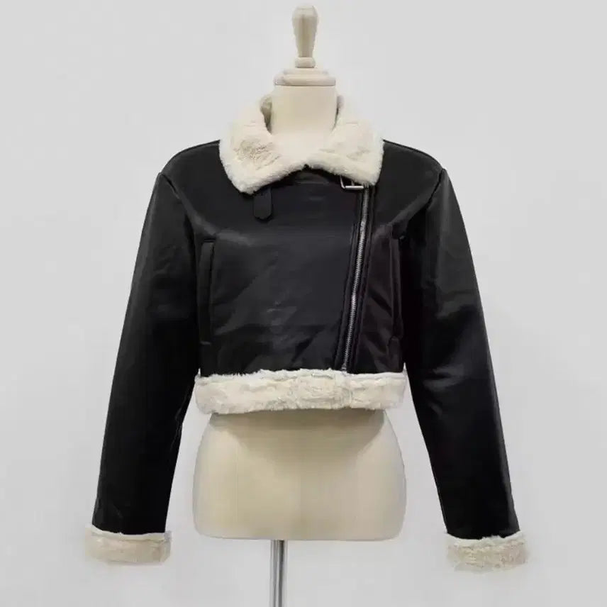 [BUNJANG] Cropped Faux Fur Shearling Jacket / 상태좋음)크롭퍼무스탕.퍼자켓.아우터.여자옷.데일리룩.겨울코디.크롭자켓