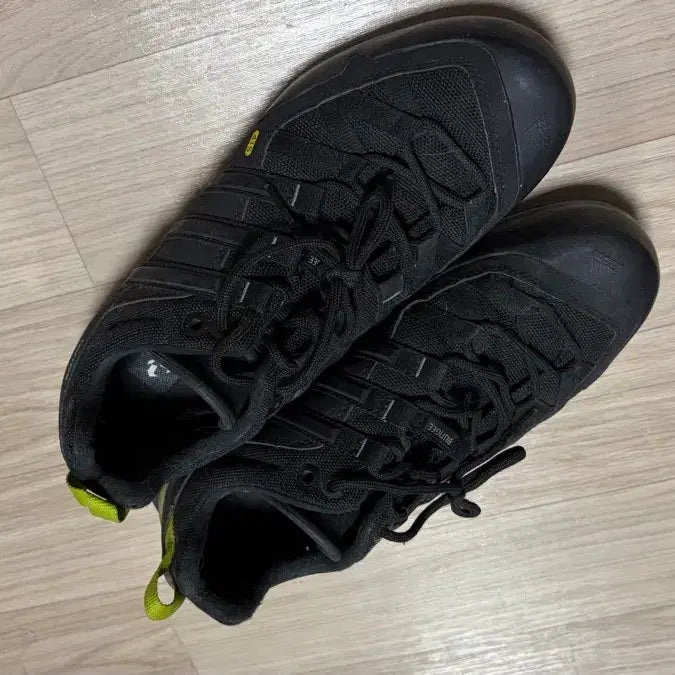 [BUNJANG] Adidas Terrex Porsche Ridge Hiking Shoes / 정품) 아디다스 테렉스 포르쉐 릿지