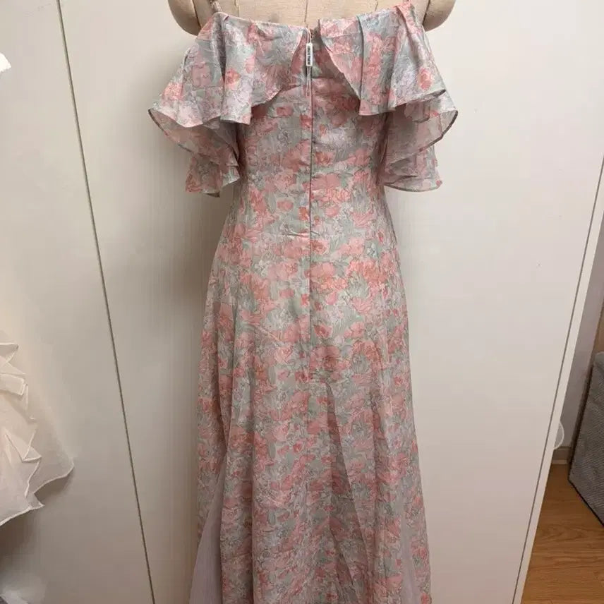 [SOLD OUT] M사이즈) 신스덴 라츠 베리 원피스  쉬폰플로럴오프숄더원피스휴양지원피스