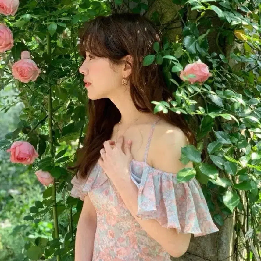 [SOLD OUT] M사이즈) 신스덴 라츠 베리 원피스  쉬폰플로럴오프숄더원피스휴양지원피스