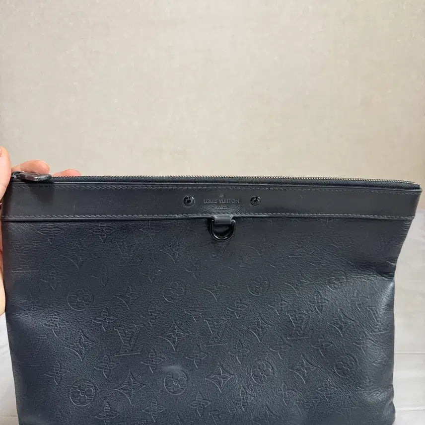 [BUNJANG] Louis Vuitton Pochette Shadow Clutch / [정품] 루이비통 포쉐트 쉐도우 클러치