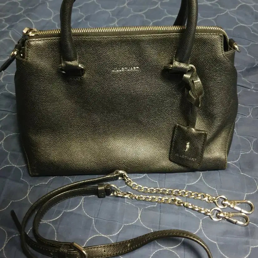 [BUNJANG] Jill Stuart Mini Charm Leather Dot Crossbody Bag / 질스튜어트 미니참 레더 도트겸 크로스백 블랙