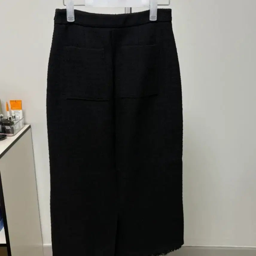[BUNJANG] Step Around Tweed Fringe H-Line Skirt (Black) - Size S / 스텝어라운드 트위드스커트(블랙) S