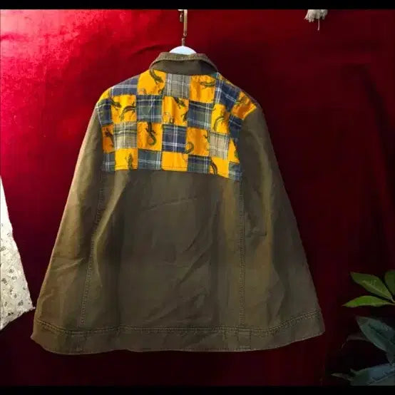 [BUNJANG] Roeeil Safari Cape Jacket - Khaki / 로에일 24 사파리 케이프 자켓 카키