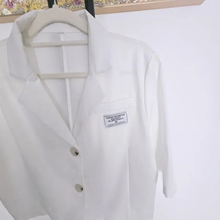 [SOLD OUT] 화이트 크롭 자켓