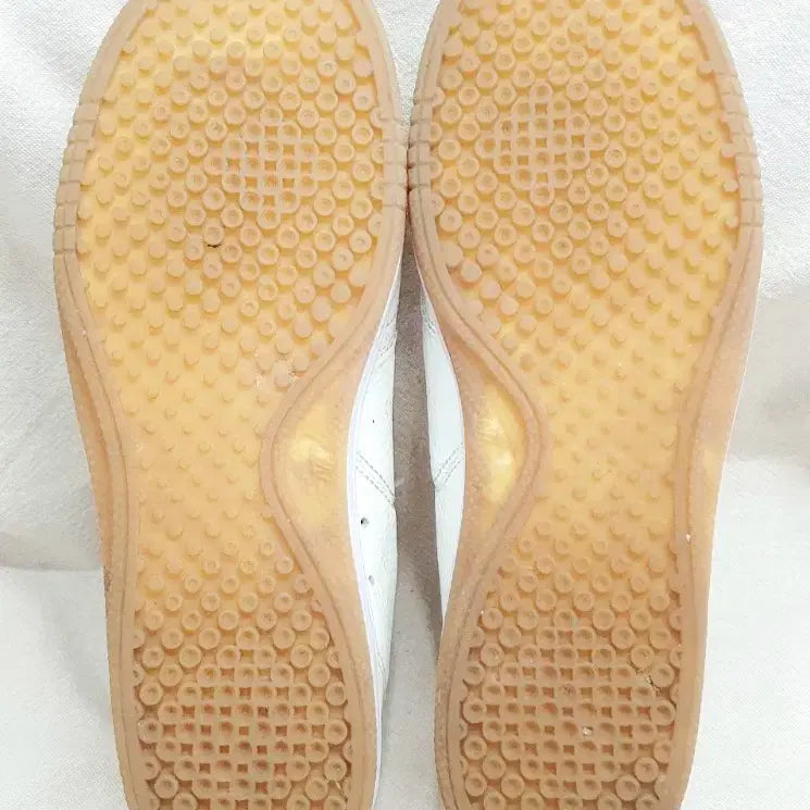 [SOLD OUT] 나이키 코트 빈티지 프리미엄 스니커즈 240