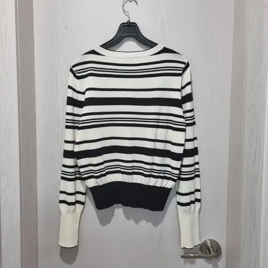 [BUNJANG] Ninecorp Stripe Pattern Knit Sweater / 나인콥  스트라이프 패턴의 니트