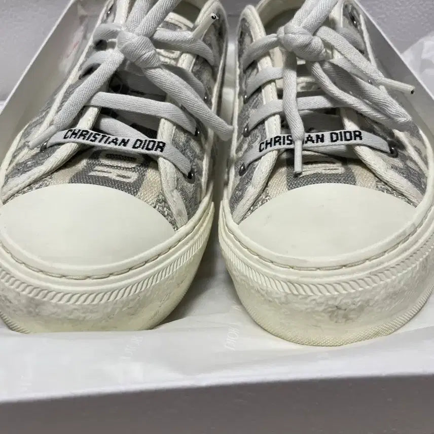 [BUNJANG] Dior WeekEndDior Sneakers Gray (Size 40) / 디올 위크앤디올 스니커즈 그레이 40