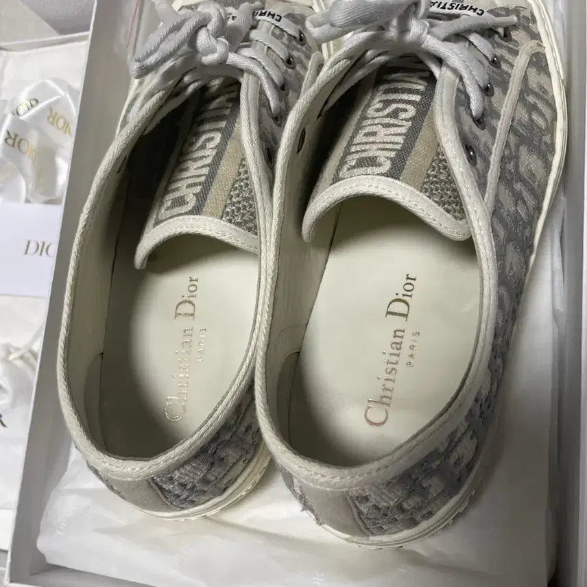 [BUNJANG] Dior WeekEndDior Sneakers Gray (Size 40) / 디올 위크앤디올 스니커즈 그레이 40