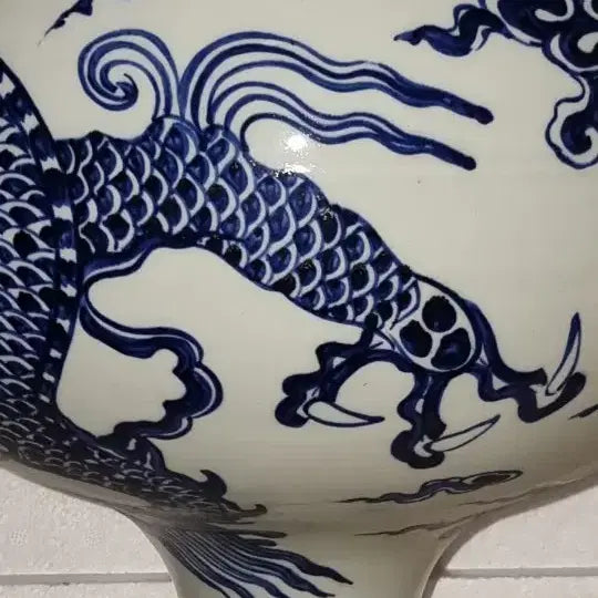 [BUNJANG] Chinese Celadon Porcelain Cloud and Dragon Vase / 선덕년제 청화백자 운용문 청구병 높43지34센 중국 도자기 고도자 골통품