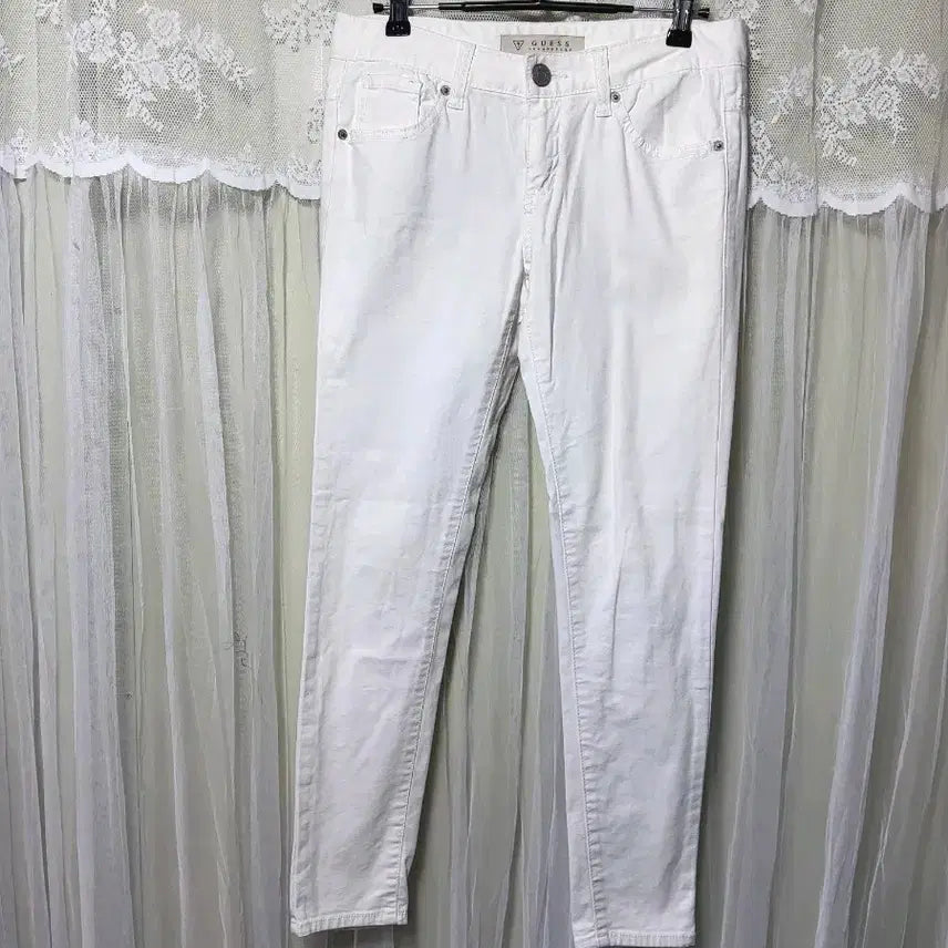[SOLD OUT] 게스GUESS 여성 화이트 스키니진